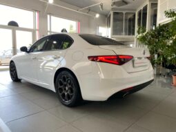 ALFA ROMEO GIULIA 2.2 AT8 160 CV MOD. BUSINESS  “AUTO VENDUTA” pieno