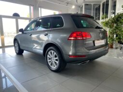 VOLKSWAGEN TOUAREG 3.0 TDI TIPTRONIC BLUEMOTION TECHNOLOGY