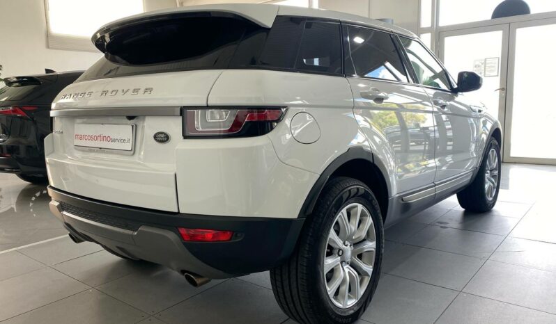 LAND ROVER EVOQUE 2.0 TD4 150CV 4WD AUTOMATIC MOD BUS. PREMIUM PURE pieno