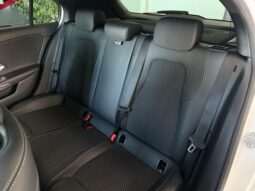 MERCEDES-BENZ CLASSE A 200 AUTOMATIC MOD. SPORT pieno